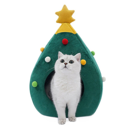 Nid de chat et de chien de Noël chaud et confortable en peluche pour animaux de compagnie, lit de grotte en forme d'arbre, nid de chat détachable et lavable, fournitures pour animaux de compagnie