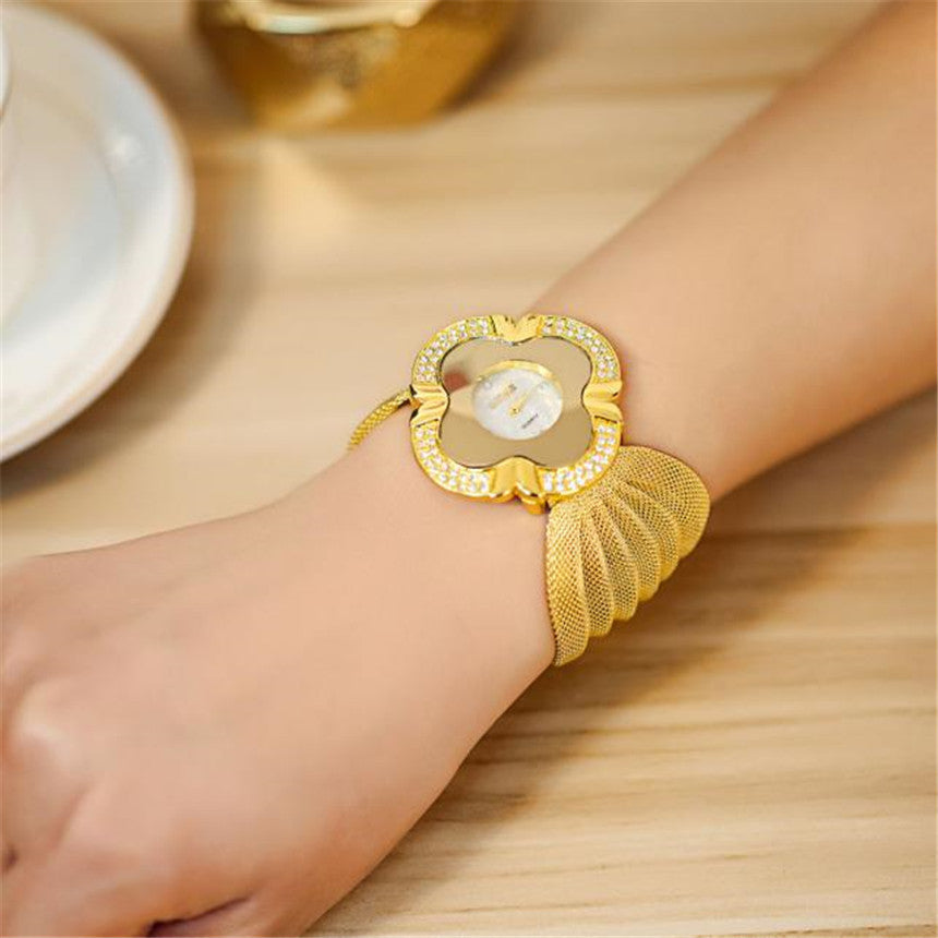 Flower shape mirror dial diamond mesh strap watch