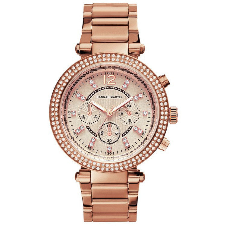 Reloj de mujer decorado con diamantes.