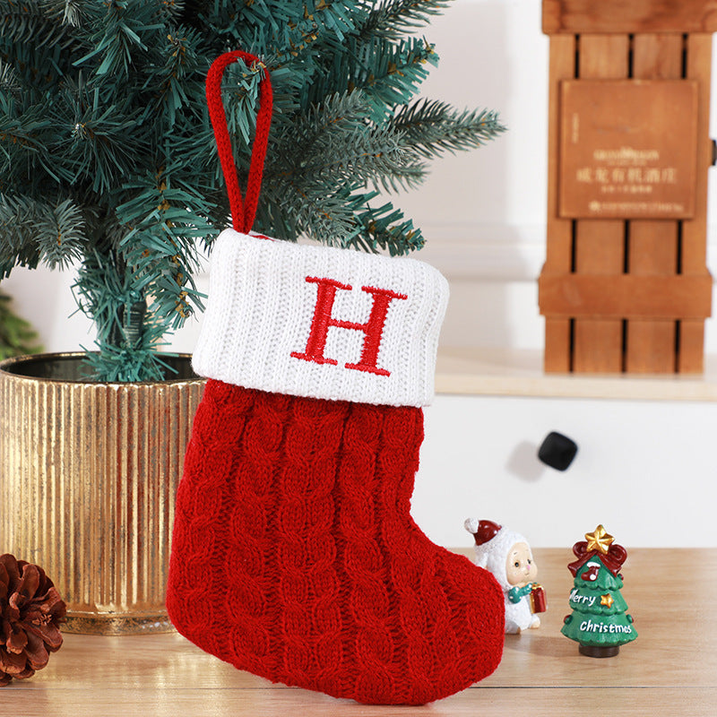 Chaussettes de Noël en laine tricotée avec pendentif en forme d'arbre de Noël décoratif et créatif