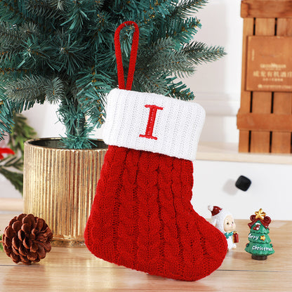 Chaussettes de Noël en laine tricotée avec pendentif en forme d'arbre de Noël décoratif et créatif