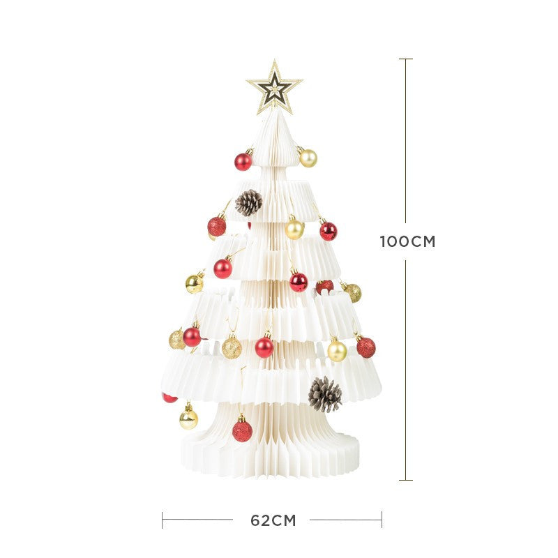 Decorate Christmas Decorations With Ornaments