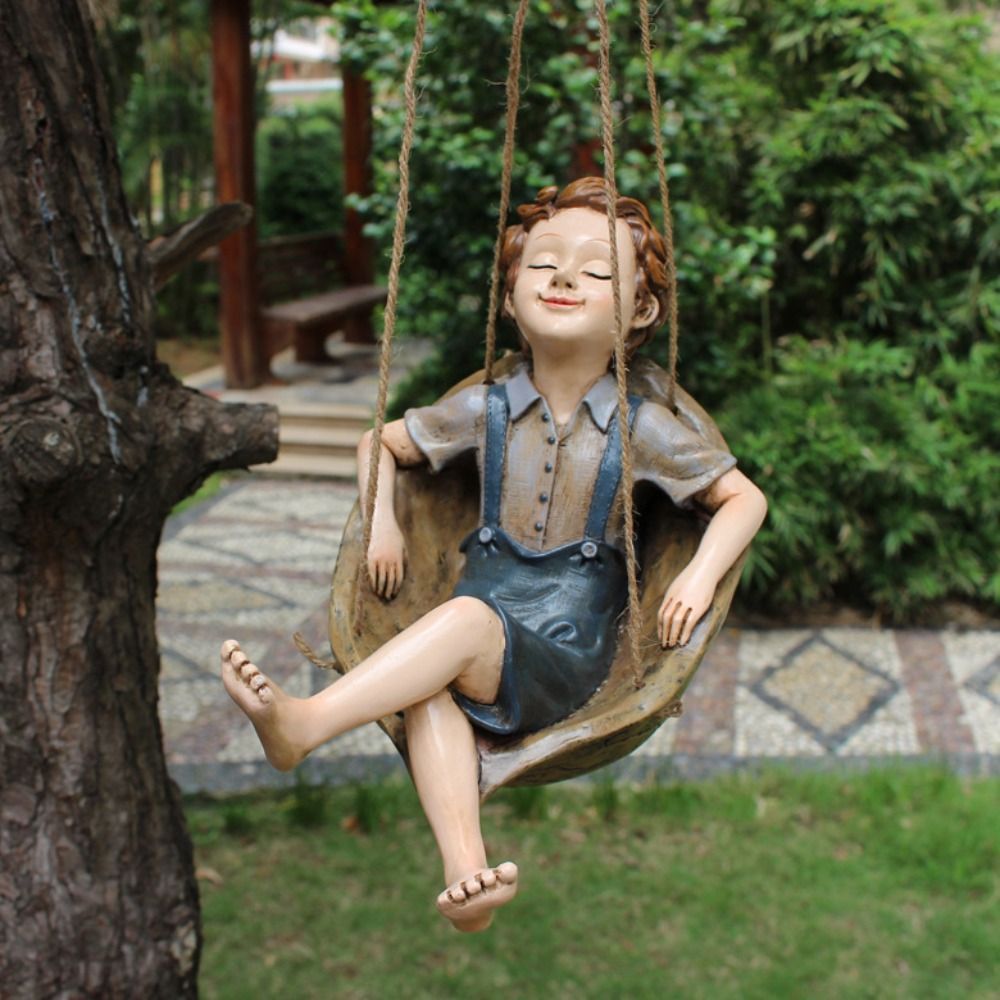 Artisanat Résine Swing Boy Arbre Pendentif Belle Drôle Garçon Sculpture Figurine Suspendue Étanche Jardin Miniatures Noël