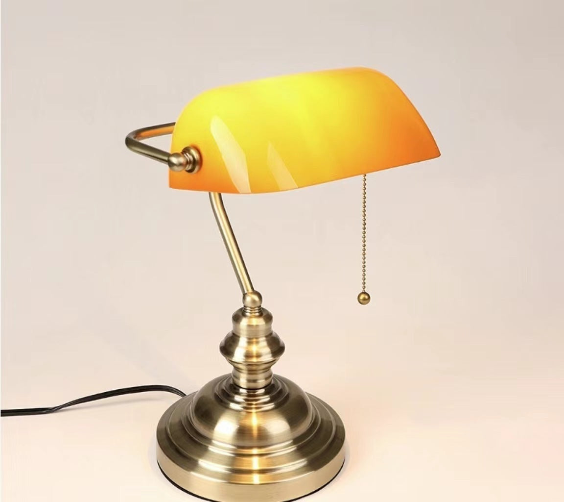 Creative Fashion Retro Desk Learning Table Lamp