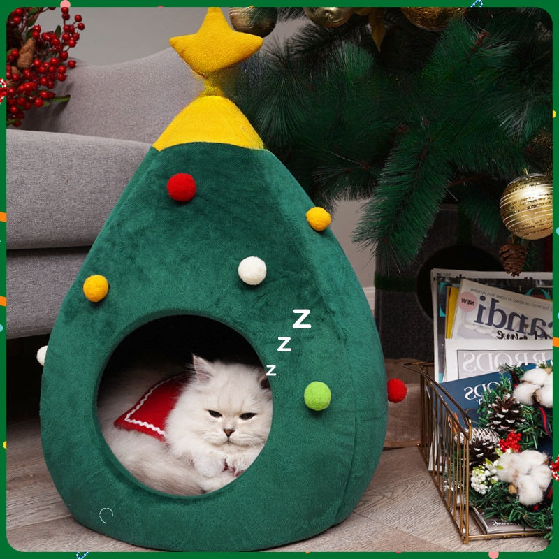 Nid de chat et de chien de Noël chaud et confortable en peluche pour animaux de compagnie, lit de grotte en forme d'arbre, nid de chat détachable et lavable, fournitures pour animaux de compagnie