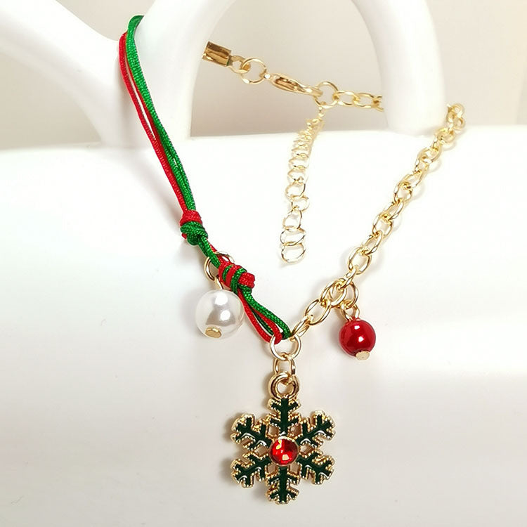 Nueva pulsera navideña con diseño de muñeco de nieve, Papá Noel, árbol, copo de nieve y alce, regalo de Navidad, pulsera con dijes, colgante de cadena para mujer, regalo de moda de Año Nuevo