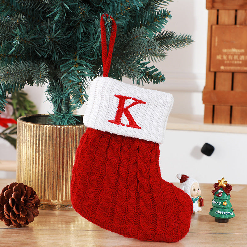 Chaussettes de Noël en laine tricotée avec pendentif en forme d'arbre de Noël décoratif et créatif