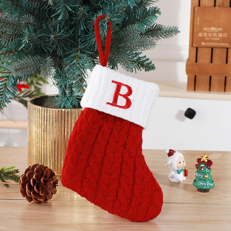 Chaussettes de Noël en laine tricotée avec pendentif en forme d'arbre de Noël décoratif et créatif